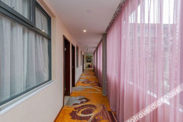 Hotel Interior 18 of 25