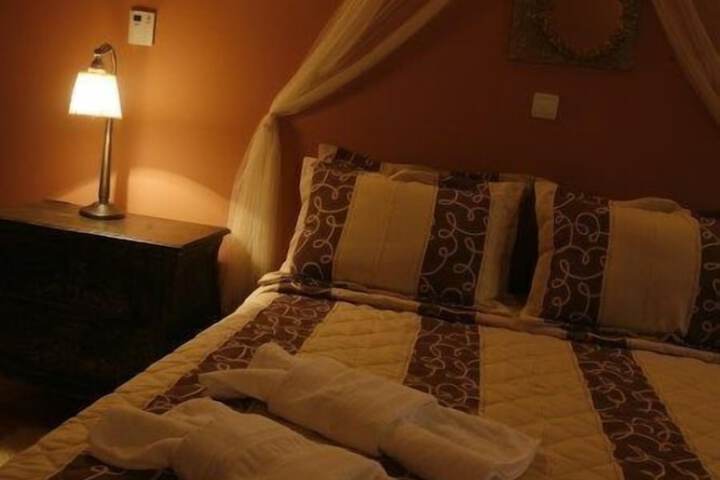 Room 10 of 41