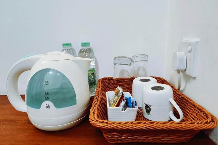 Breakfast/Coffee Service 5 of 13