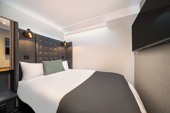 Room 38 of 55
