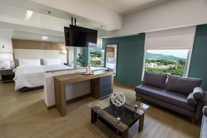 Room 26 of 113