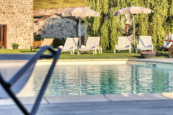 Pool 28 of 69