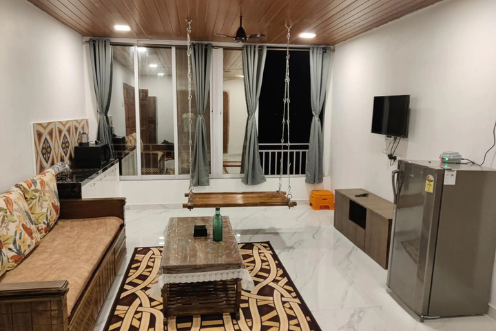 Room 3 of 42