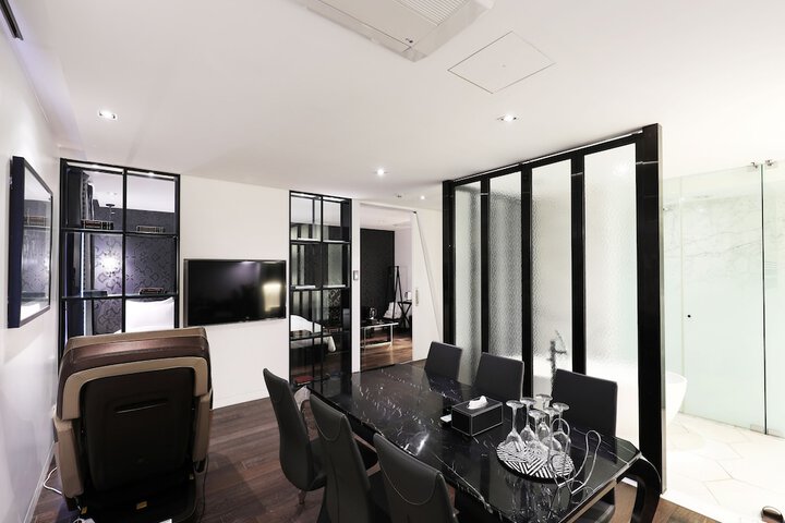 Room 26 of 51