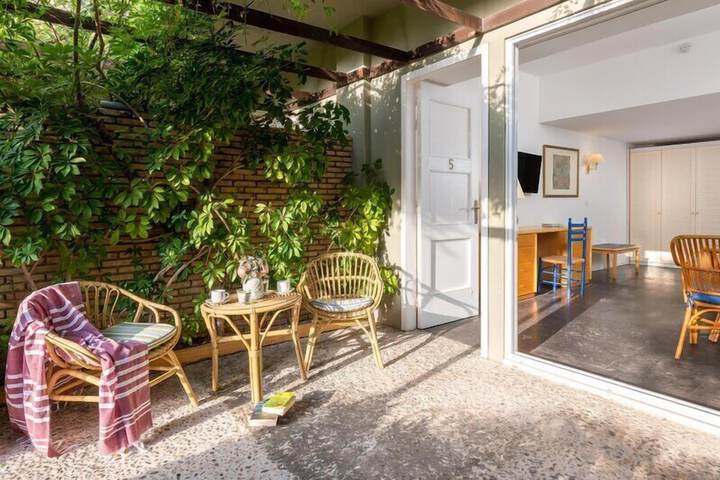 Terrace/Patio 96 of 100
