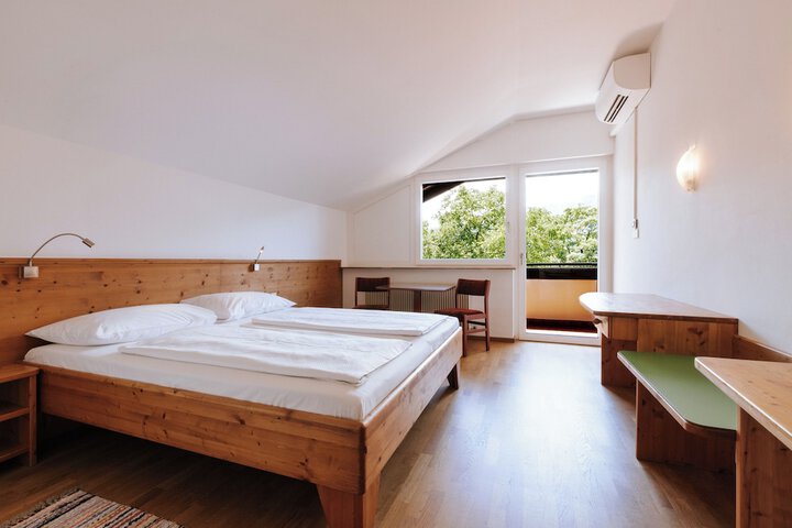 Room 29 of 73