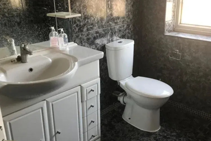 Room 7 of 7
