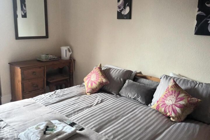 Room 14 of 21
