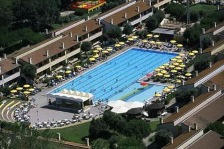 Pool 36 of 51