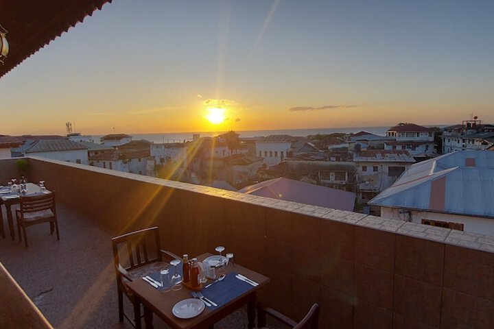 Horizon Palace