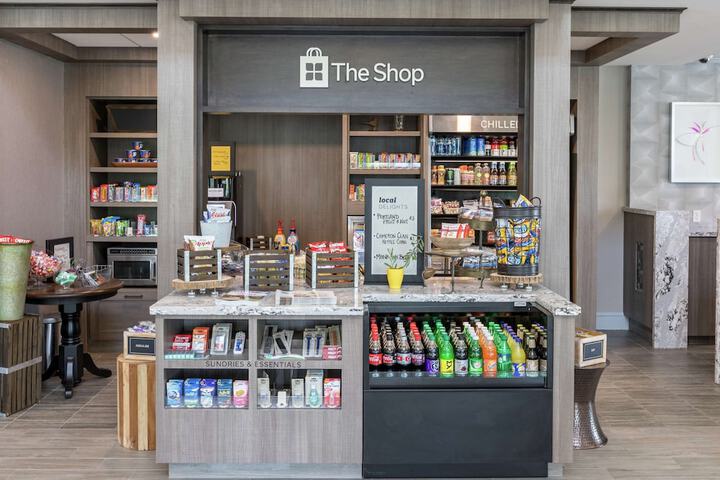 Snack bar