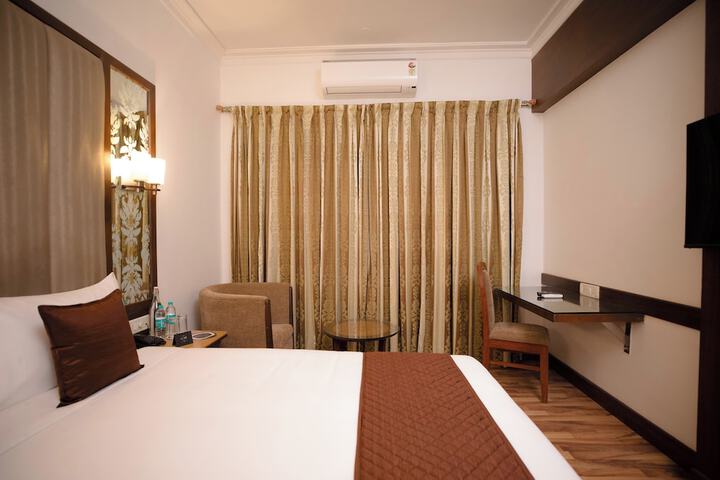 Room 12 of 67