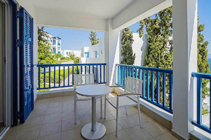 Terrace/Patio 106 of 107