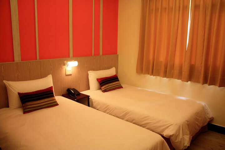 Room 16 of 58