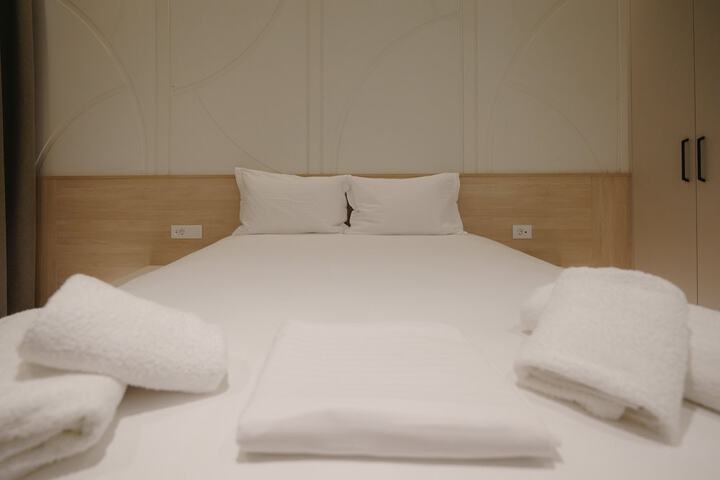 Room 18 of 44
