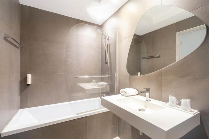 Bathroom Interior Photo