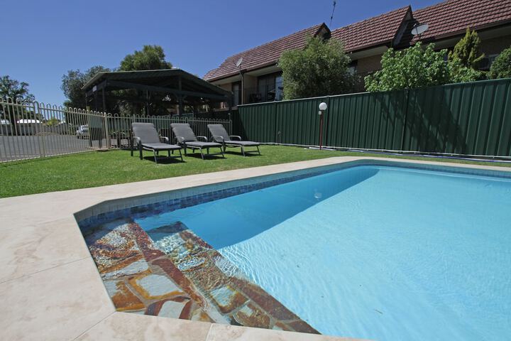 Hotel with Pool