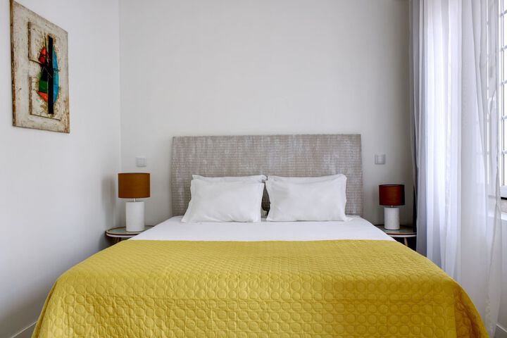 Room 5 of 39