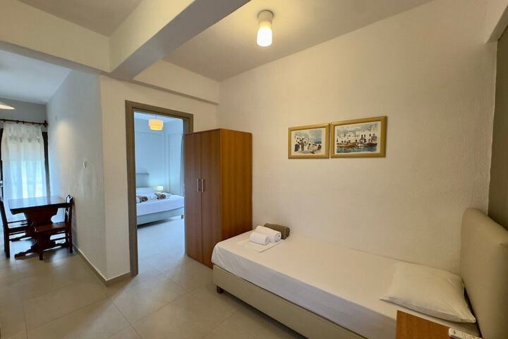 Room 86 of 171