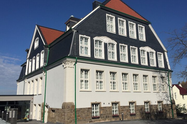 Schulhaus Hotel in Schwelm