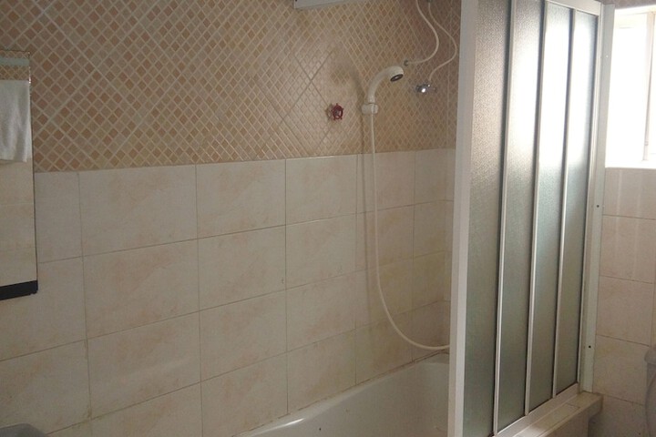 Room 18 of 24