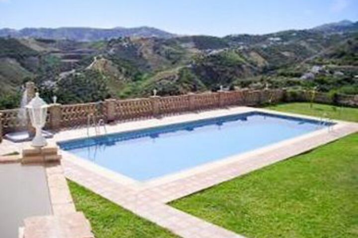 Studio in Frigiliana With Pool Access - 5 km From the Beach
