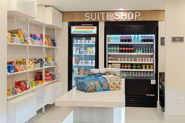Snack bar