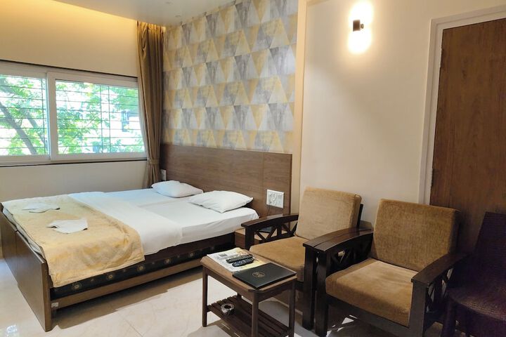 Room 9 of 46