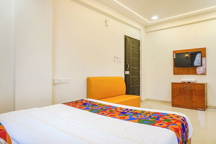 Room 18 of 61