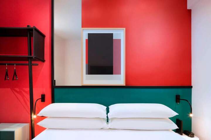 Room 15 of 50