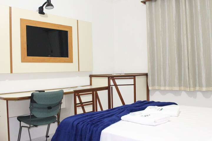 Room 17 of 75