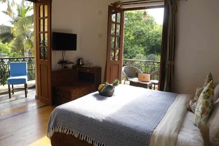 Room 2 of 13