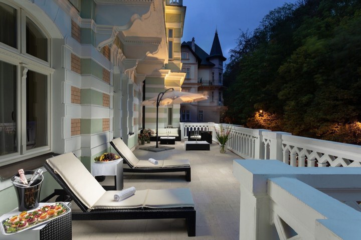 Terrace/Patio 94 of 97