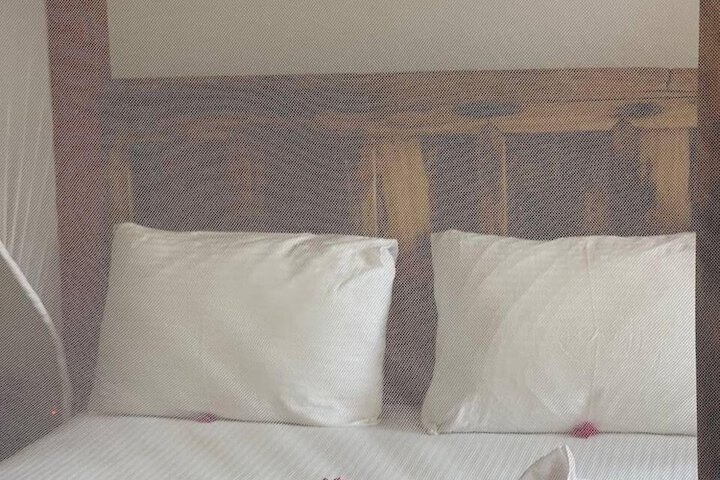 Room 47 of 103