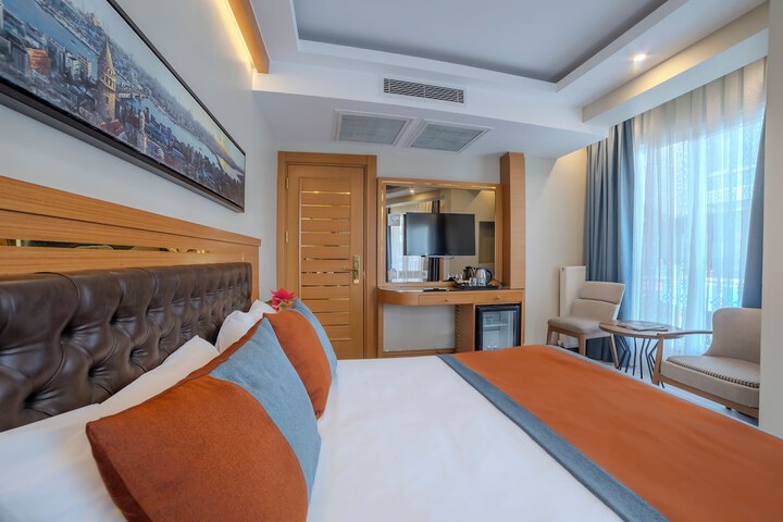 Room 39 of 66