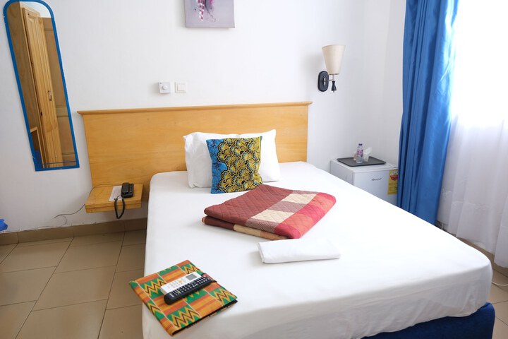 Room 26 of 89