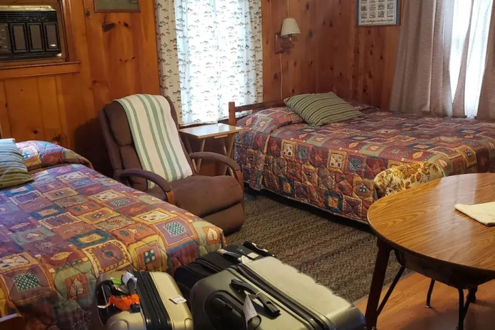 Room 11 of 20