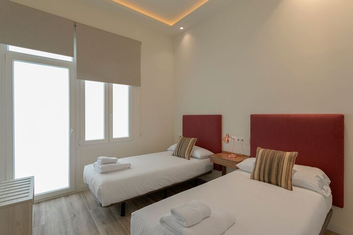 Room 12 of 82