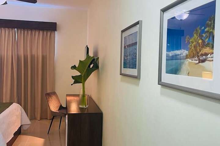 Room 2 of 19