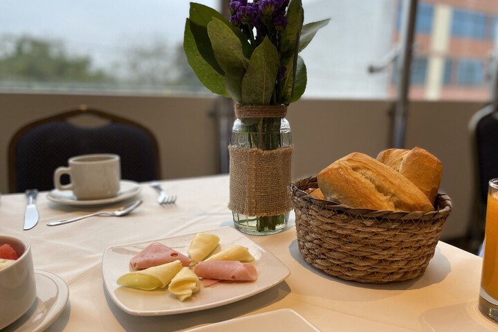 Breakfast/Coffee Service 54 of 63