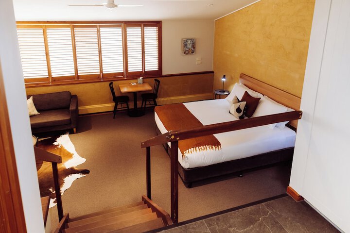 Room 14 of 28