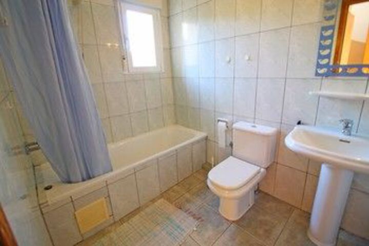 Room 3 of 22