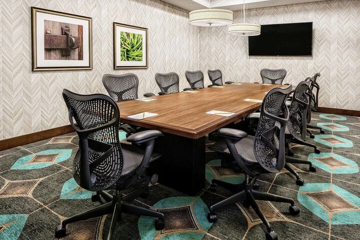 Meeting facility
