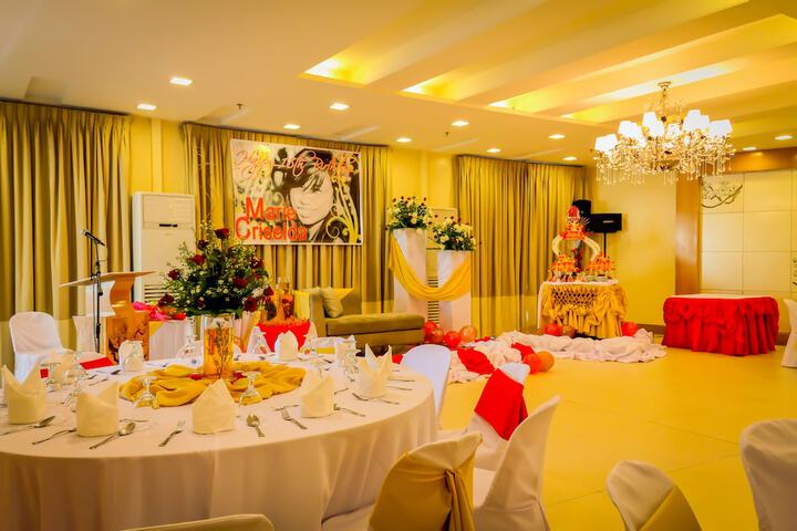 Banquet hall