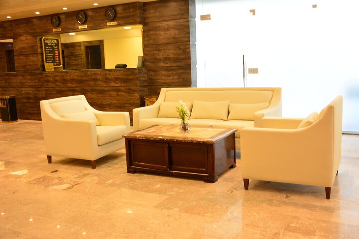 Hotel Interior 4 of 37