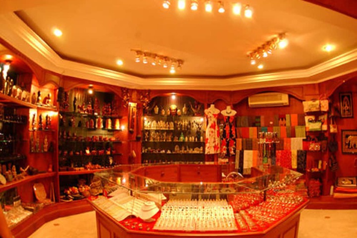 Gift Shop 31 of 47
