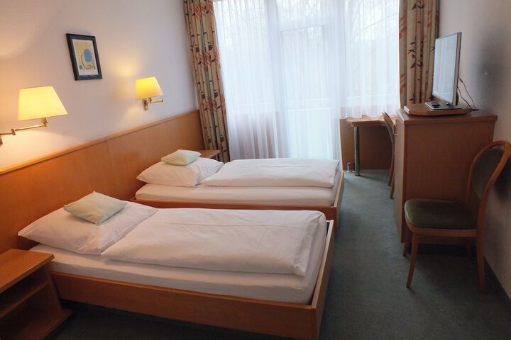 Room 11 of 47