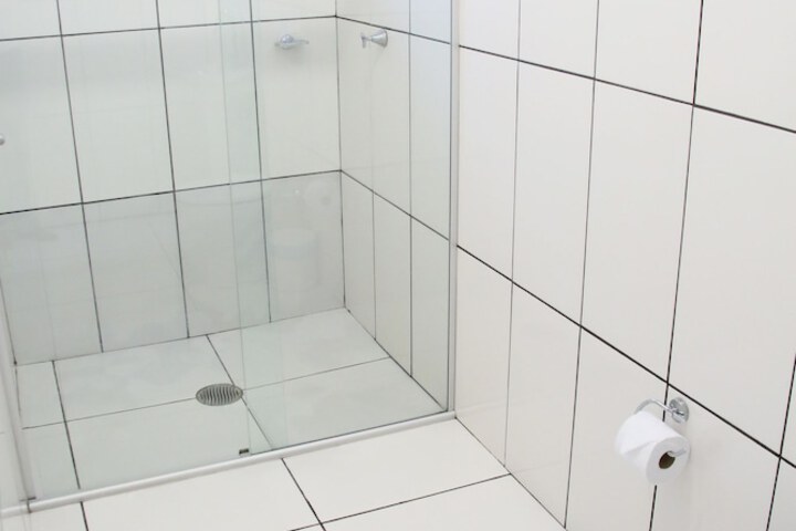 Room 5 of 46