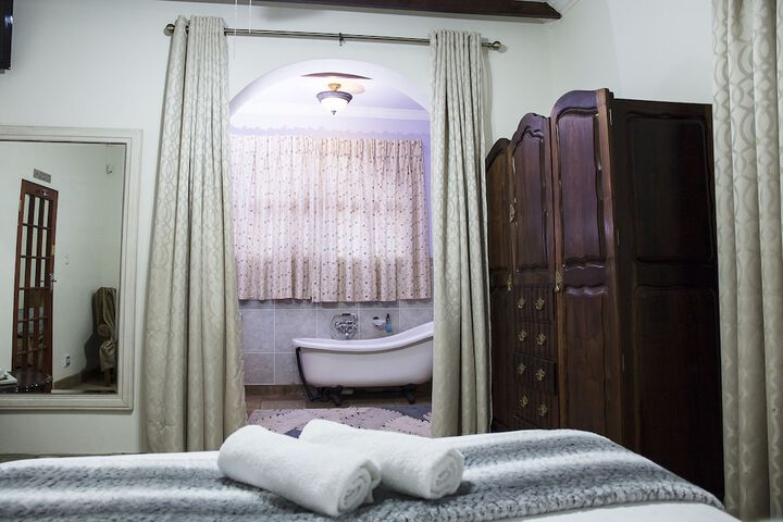 Room 35 of 52