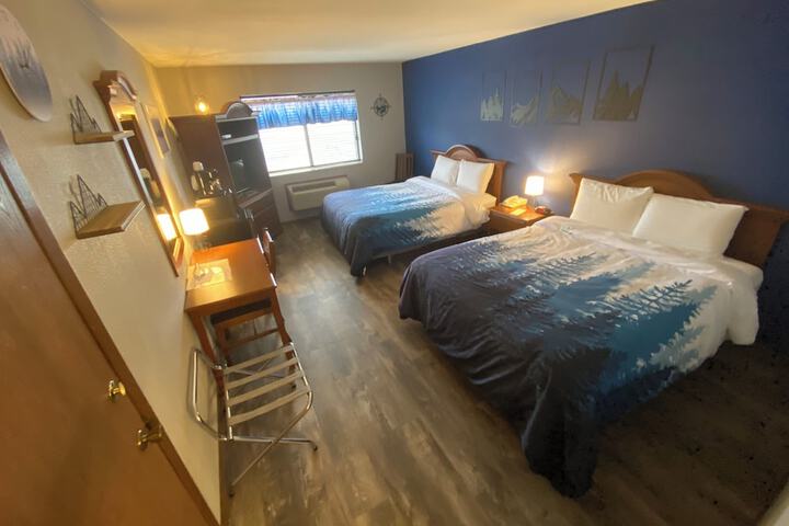 Room 50 of 106